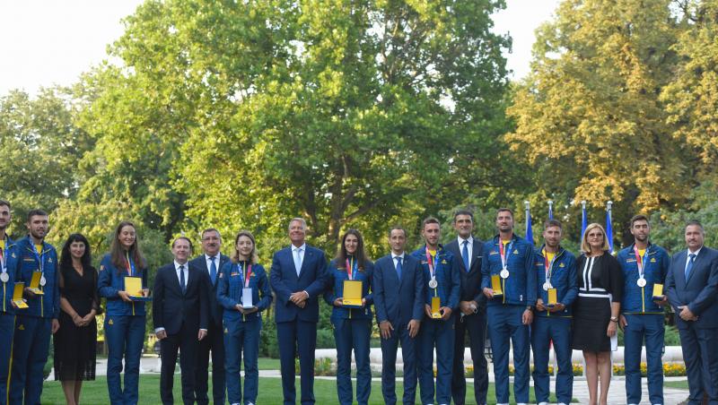 Preşedintele Klaus Iohannis i-a decorat pe cei nouă sportivi medaliați la Jocurile Olimpice de la Tokyo