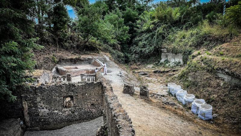 Arheologii în satul antic din Italia