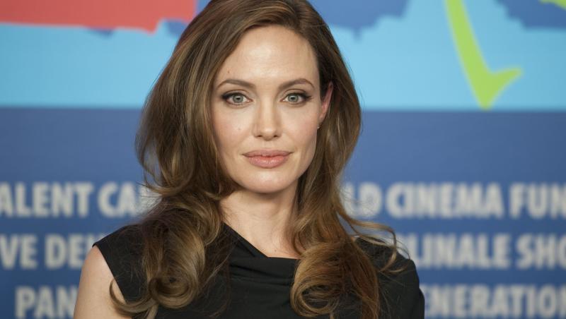 Angelina Jolie și-a creat cont de Instagram și luptă pentru drepturile afganilor
