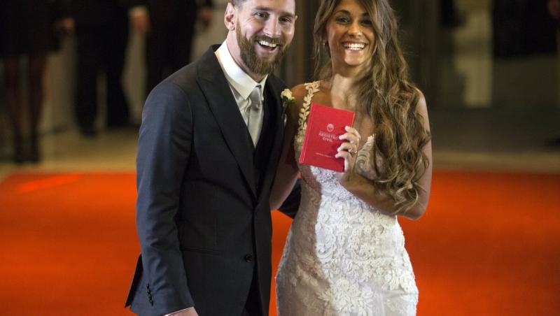 Cine e și cum arată Antonela, soția lui Lionel Messi. Se cunosc de la o vârstă fragedă și i-a dăruit fotbalistului 3 copii