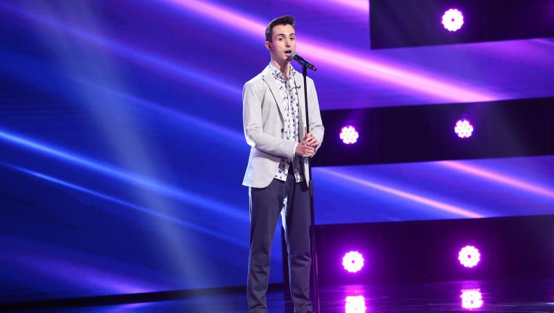 În ediția a doua a show-ului X Factor 10, Claudiu Chichirău e pregătit să uimească prin intermediul calităților sale vocale.