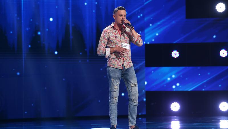 X Factor 2021, 10 septembrie. Radu Felix Bădilă, vocea-surpriză care l-a impresionat pe Ștefan Bănică cu piesa Tennessee Whiskey