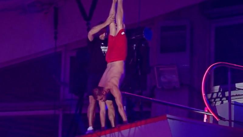 Cristi Pulhac a făcut o săritură uluitoare în finala „Splash! Vedete la apă”
