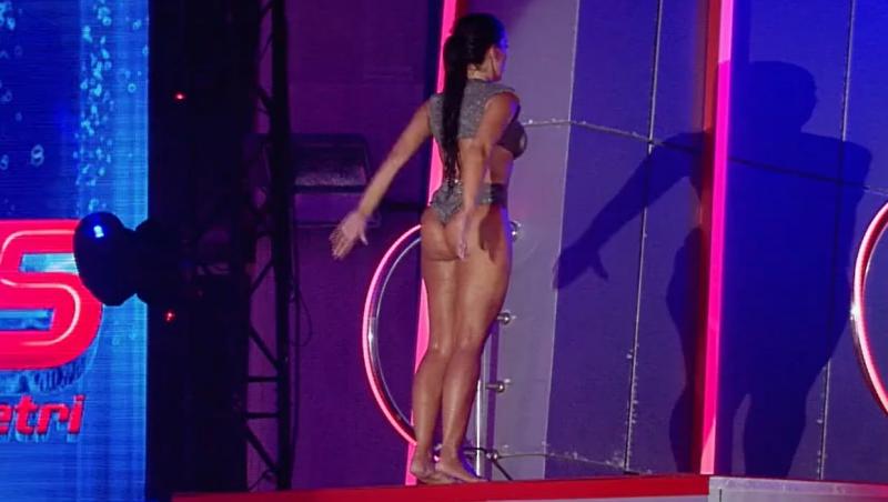 Concurenta a făcut o săritură neașteptată în finala emisiunii „Splash! Vedete la apă” de la Antena 1