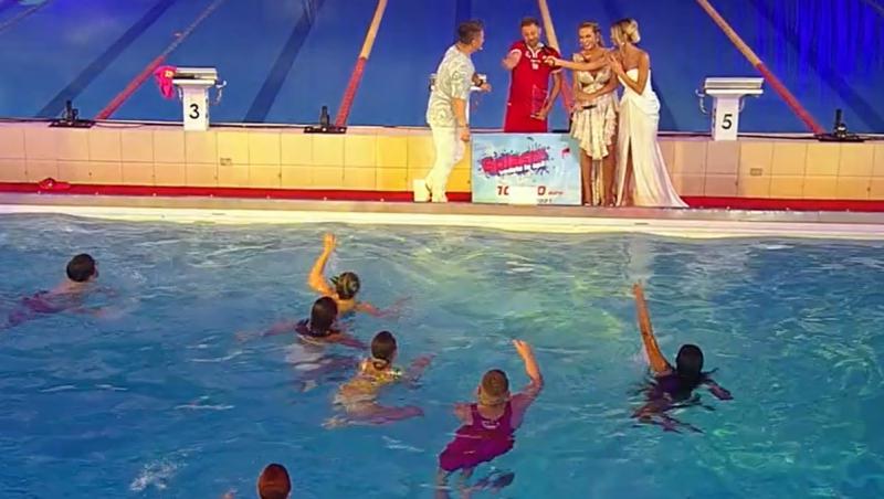 Marele câștigător de la „Splash! Vedete la apă” a primit un trofeu în valoare de 10.000 de euro