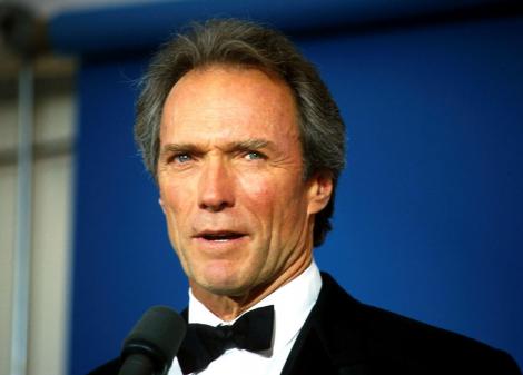 Clint Eastwood, mai plin de viață ca niciodată la 91 ani. Ce nou proiect pregătește marele actor și cum a fost fotografiat