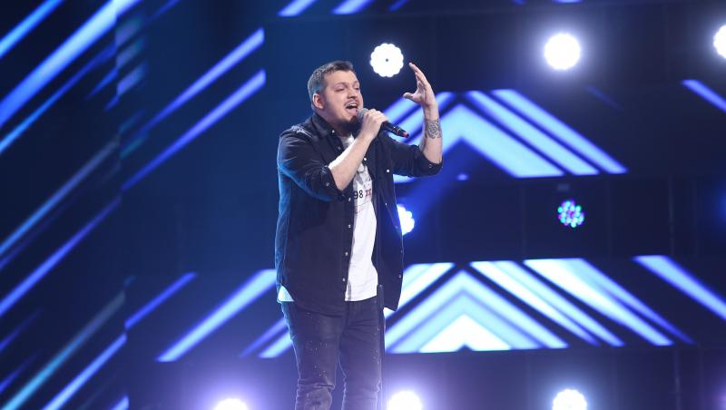 Răzvan Sterian a urcat pentru prima dată în viață pe scenă și a impresionat la X Factor. Momentul cu „forță copleșitoare” care a uimit juriul.