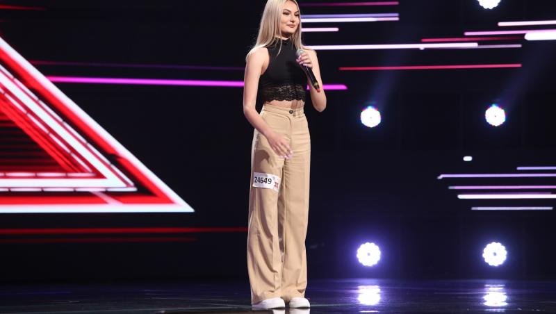 Delia Andrei pe scena X Factor