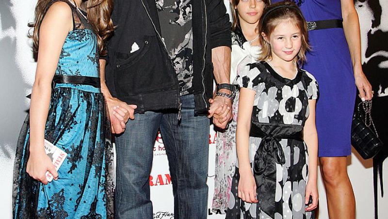Sistine Stallone, fiica lui Sylvester Stallone, surprinsă într-o ținută sumară. Cum arată fiica celebrului actor
