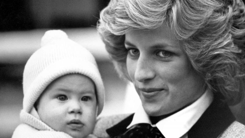 Prințul Harry împlinește astăzi 37 ani. Fotografii de colecție cu Prințul Harry și Prințesa Diana