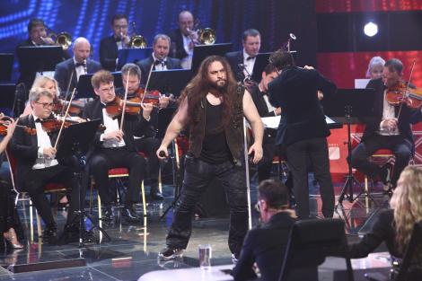 Trooper și orchestra Metropolitană fac azi show la X Factor. Un concurent o uimește pe Delia: „Cred că avem pe scenă câștigătorul”