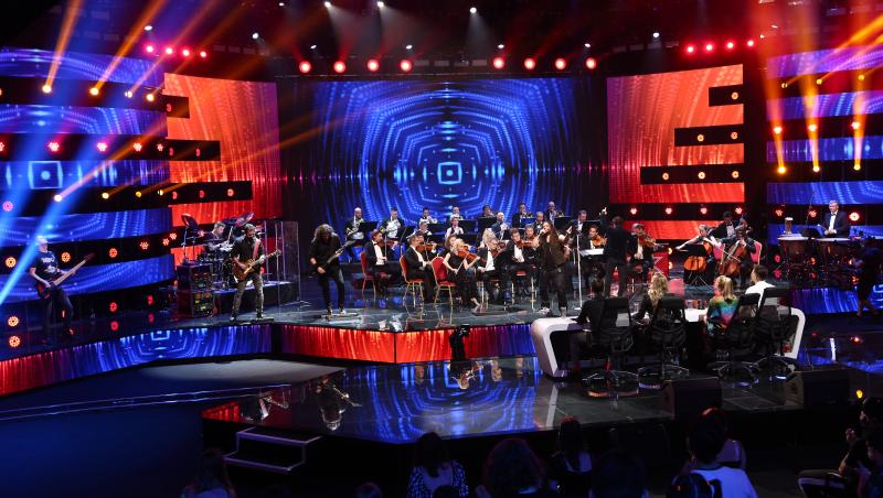Trooper și orchestra Metropolitană la X Factor au fost invitați speciali în ediția 4 din sezonul 10 aln show-ului de la Antena 1