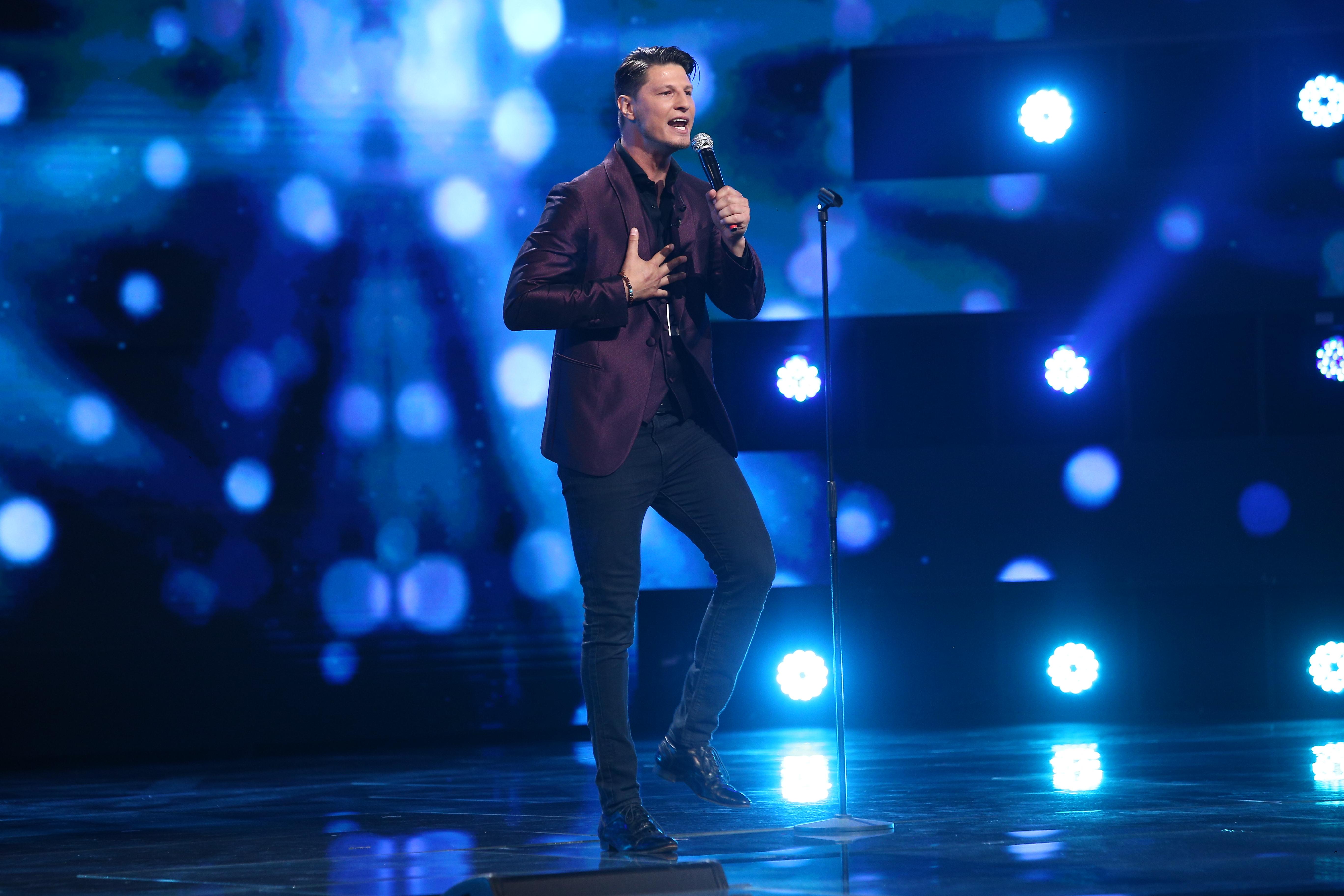 X Factor 2021, 17 septembrie. Nick Casciaro a făcut show memorabil cu piesa „Leave a Light On” a lui Tom Walker