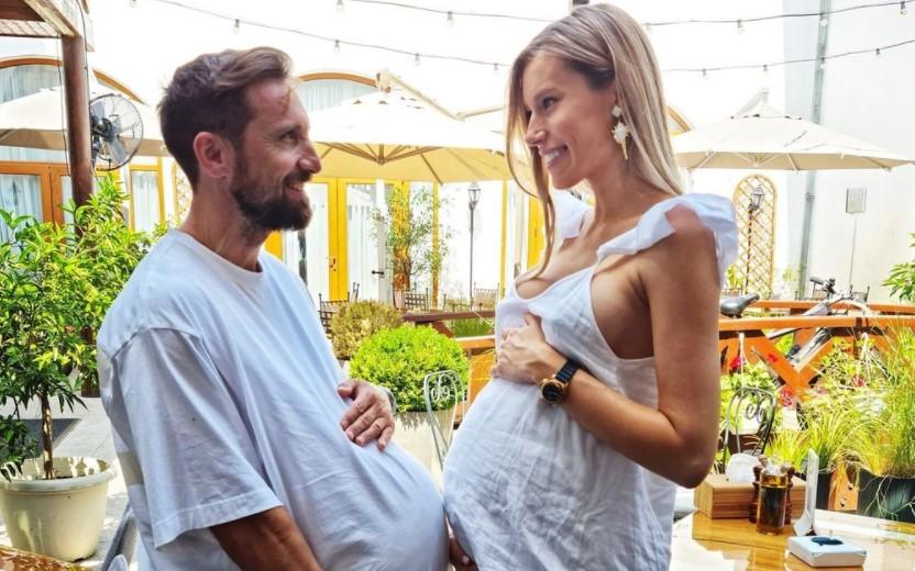 Dani Oțil, imagine cu chipul bebelușului său. Cum s-a pozat alături de micuțul său și al Gabrielei Prisăcariu