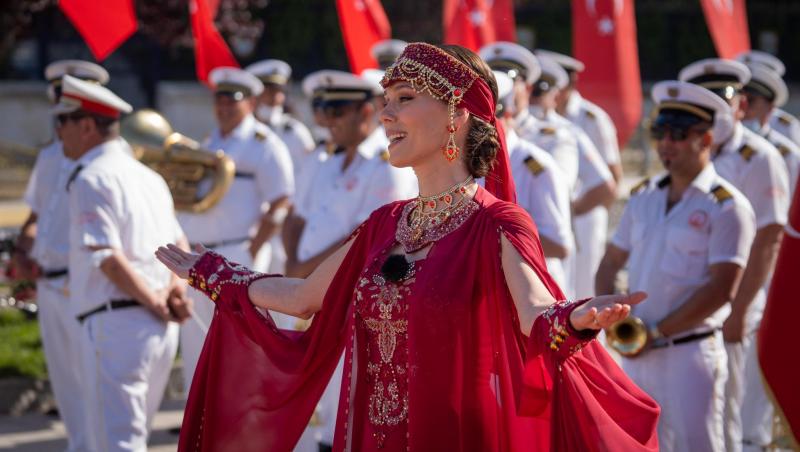Irina Fodor a purtat o ținută de prințesă otomană, în prima ediție de Asia Express 2021