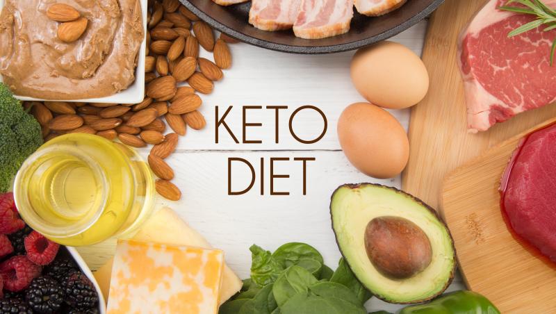 În Dieta ketogenică sau denumită scurt dieta keto, pentru a ajunge în starea de cetoză, carbohidrații din alimentația noastră vor fi reduși la minimum.
