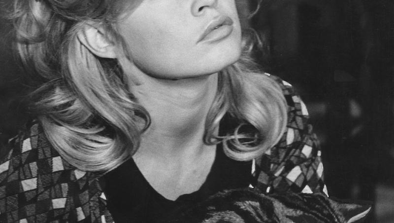 Brigitte Bardot a împlinit 87 de ani. Cele mai frumoase fotografii cu aceasta din tinerețe și cum au trecut anii peste ea