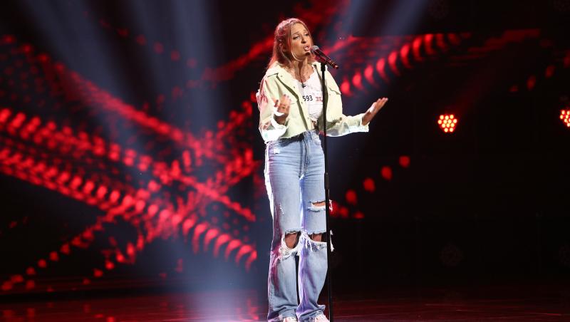 Raluca Oaida a venit la X Factor și a făcut un show total cu o piesă emoționantă