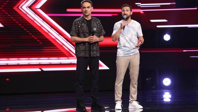 Prezentatorii Răzvan și Dani în prima ediție a sezonului 10 din X Factor