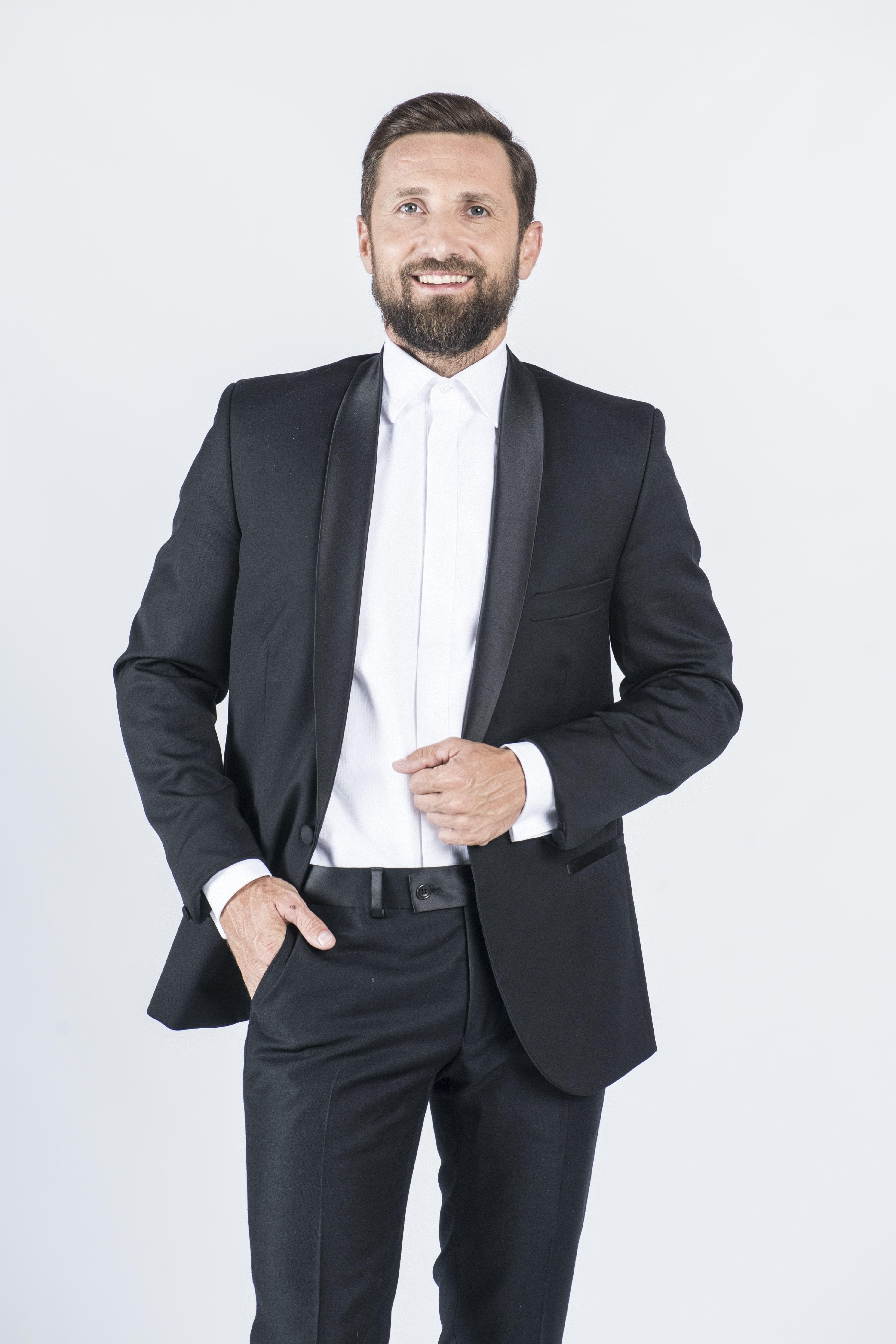 Dani Oțil, prezentatorul X Factor