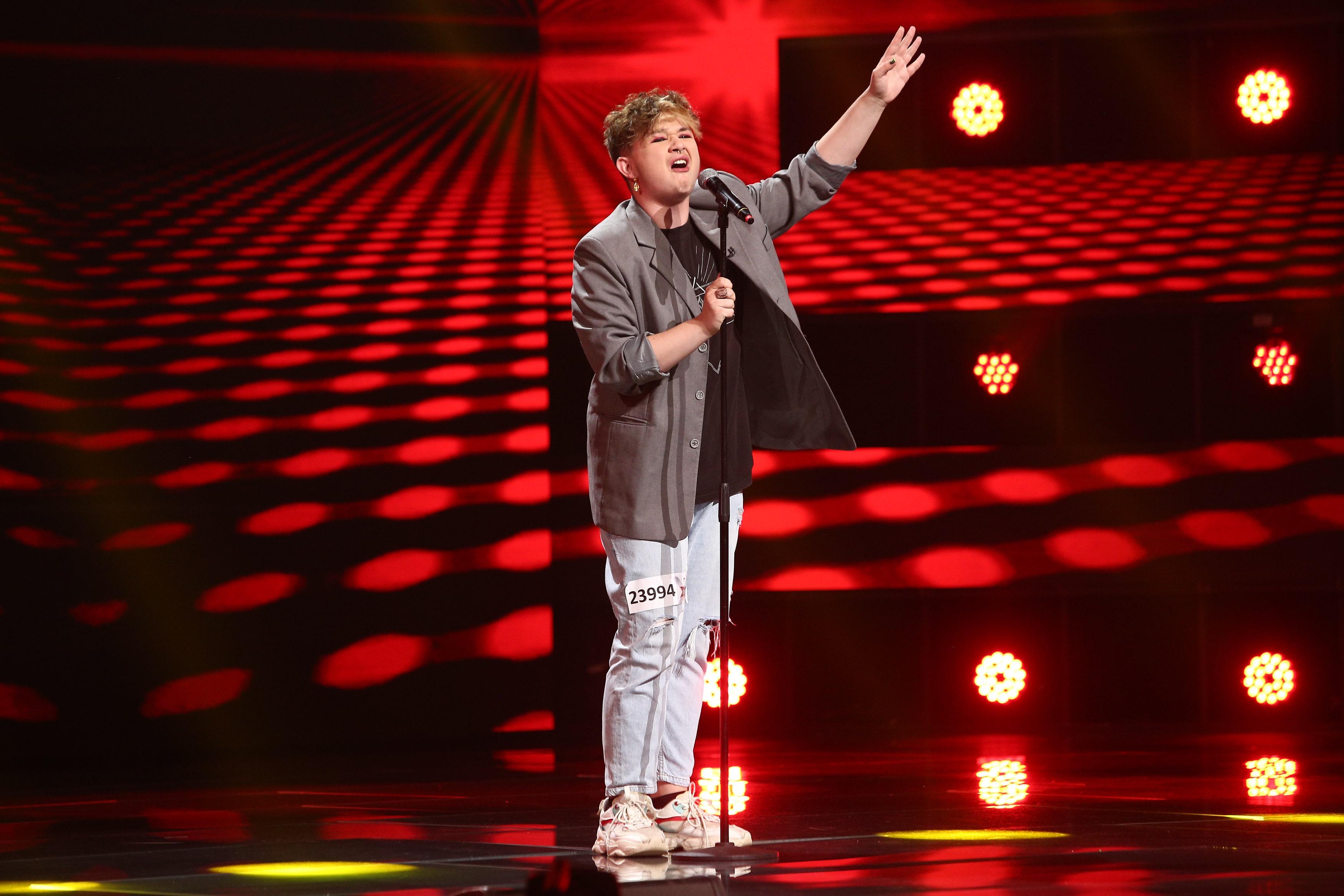 Ionuț Hanțig a impresionat juriul cu interpretarea piesei Proud Mary de la Tina Turner la X Factor 2021