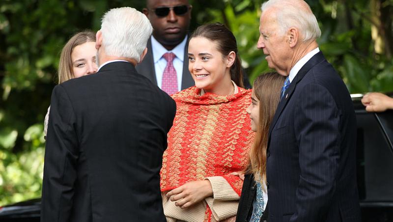 Naomi Biden, nepoata președintelui american Joe Biden s-a logodit. Cum arată cel care îi va deveni soț în curând