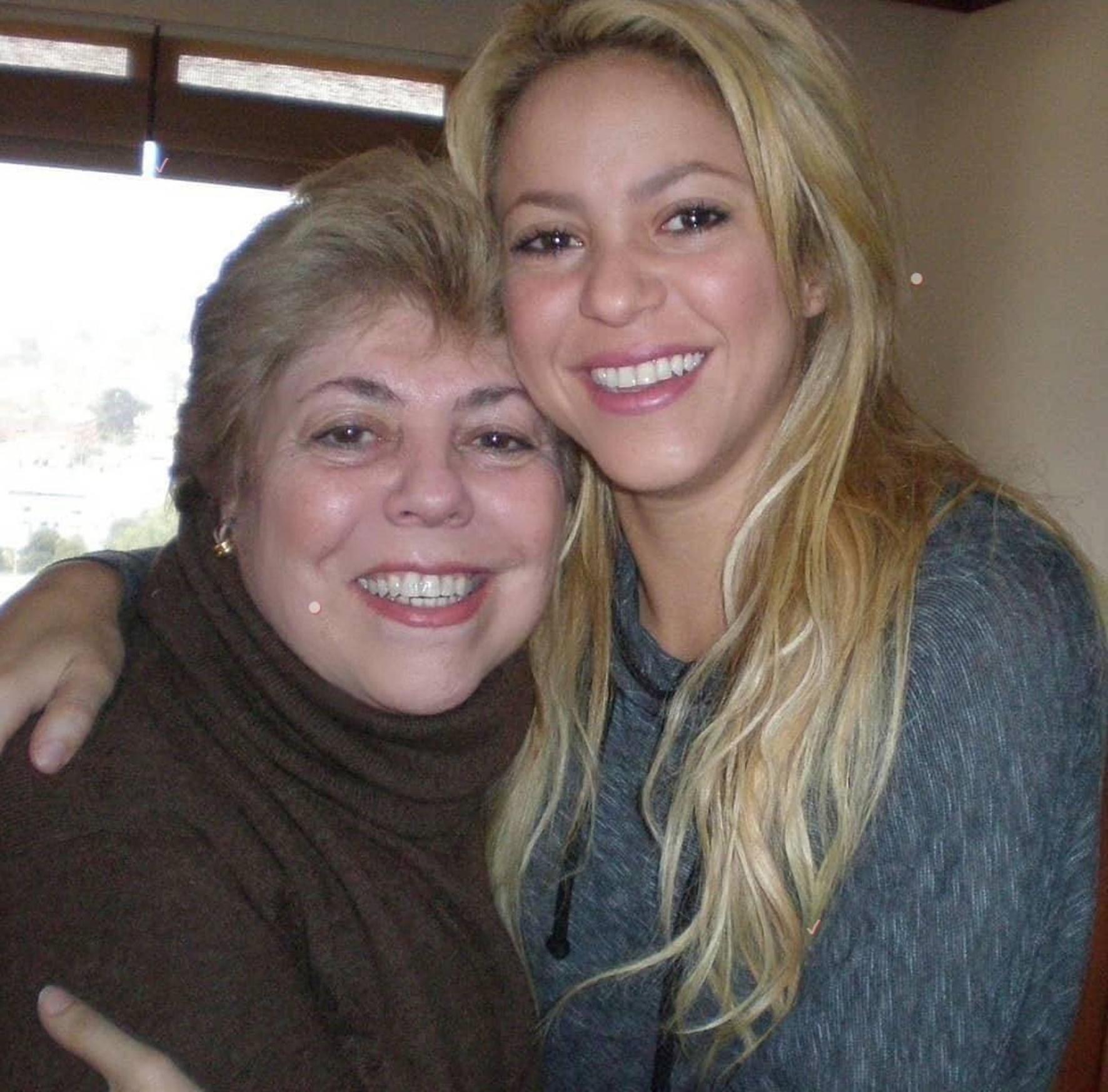 Shakira, alături de mama ei. Ce mesaj i-a scris vedeta tatălui de ziua sa