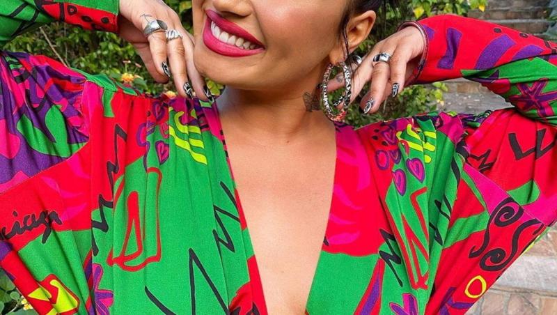 Demi Lovato și-a tatuat pe cap un paianjen imens. Cum arată artista după ce s-a ras și și-a desenat permanent o văduvă neagră