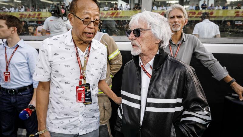 Cum e viața fostului șef de la Formula 1, Bernie Ecclestone. Are 91 de ani, avere de 3 miliarde și o soție cu 47 de ani mai tânără