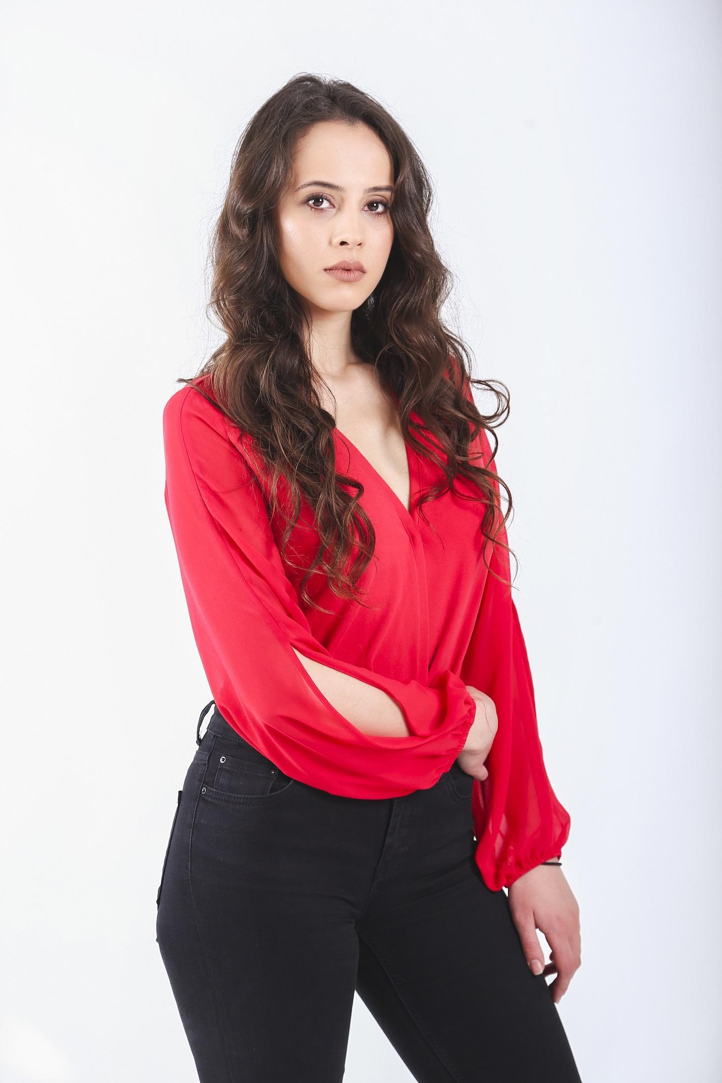 Claudia Vasile va surprinde cu rolul din serialul Adela