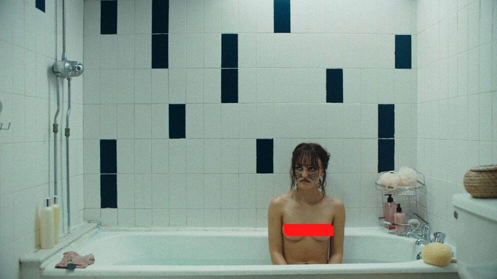 lily rose depp topless in cada