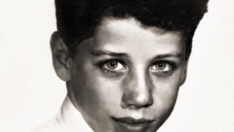 John Travolta, imginea emoționantă din copilărie. Cum arăta actorul când era doar un băiețel mic