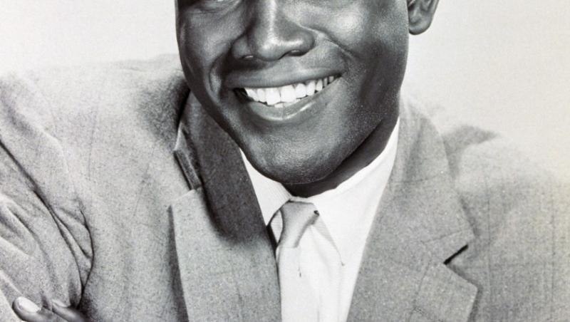 Sidney Poitier a murit la vârsta de 94 ani. El a fost primul actor afro-american care a luat premiul Oscar