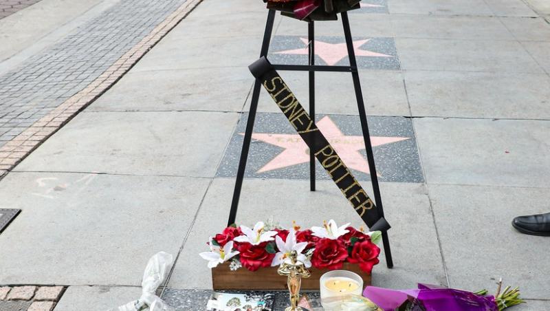 Sidney Poitier a murit la vârsta de 94 ani. El a fost primul actor afro-american care a luat premiul Oscar