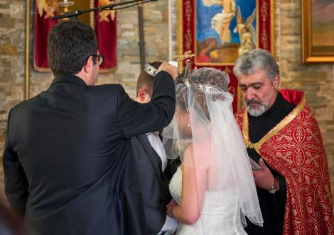 Când a văzut ce a putut să-i facă tatăl chiar în ziua nunții, o mireasă a recurs la un gest neașteptat. Ce a urmat