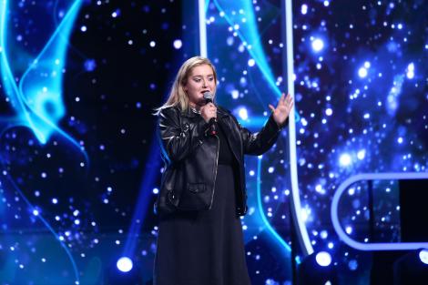 iUmor sezonul 13, 16 octombrie. Mihaela Ionașcu a dat „tun după tun” și i-a cucerit pe jurați cu momentul ei de stand-up comedy