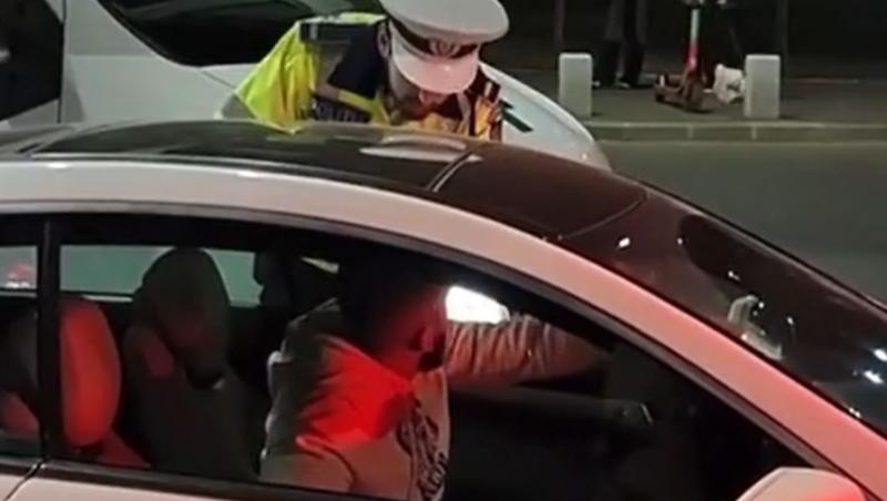 Ce sancțiuni a primit șoferul care i-a sfidat pe polițiști după ce a încălcat mai multe reguli de circulație
