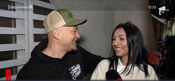 Puya și soția lui, Melinda, se privesc