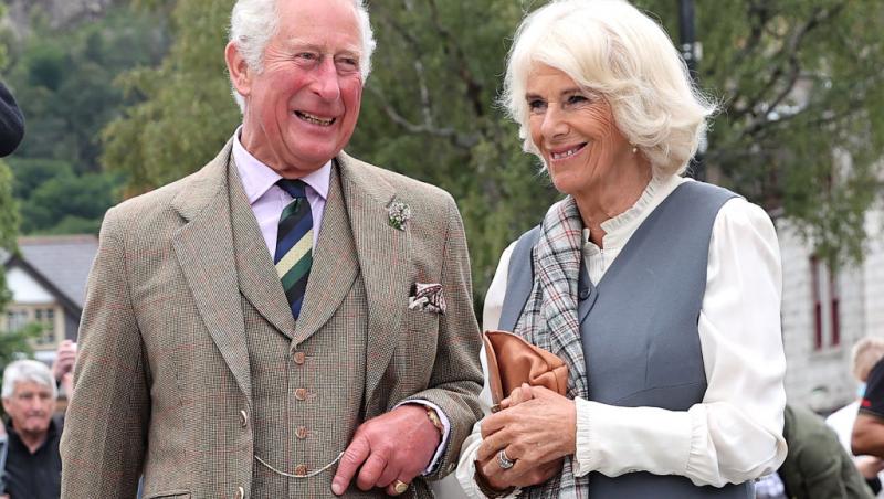 Ce diferență de vârstă există între Regina Camilla și Regele Charles. Ea este mai mare