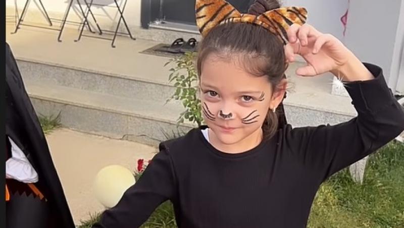 Așa a apărut Bianca Drăgușanu de Halloween, însă fiica ei a fost cea care a întors toate privirile. Cum a arătat Sofia