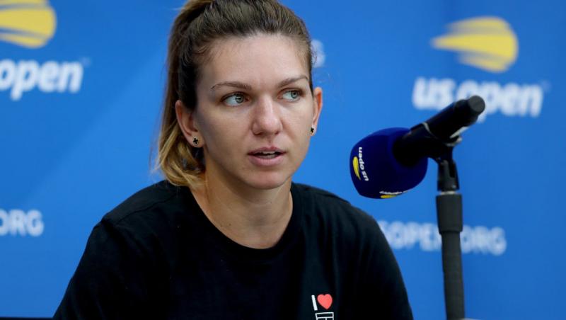 Simona Halep a reluat antrenamentele de tenis, deși este suspendată. Imaginile în care a fost surprinsă cu racheta în mână