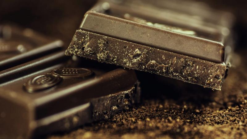 Cercetătorii lucrează la rețeta ideală pentru ciocolată. Ce au descoperit în timpul testelor. Cum trebuie să fie „pătrățica perfectă”
