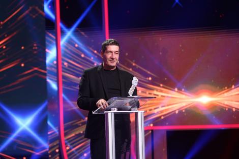iUmor sezonul 13, Gala Premiilor Muzicale. Radu Pietreanu a făcut „analiză” pe textele lui Cheloo. A ieșit „isterie” în sală