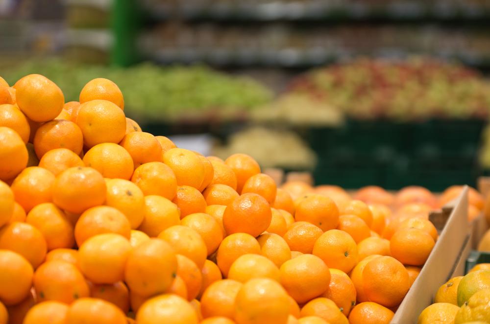 Fructe depistate cu reziduuri de pesticide, retrase de la comercializare din mai multe magazine. Ce trebuie să știe consumatorii