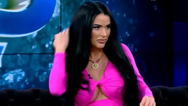 Daniela Crudu și-a arătat burtica de gravidă într-o rochie scurtă și cu decolteu abisal. Cum arată acum fosta asistentă TV