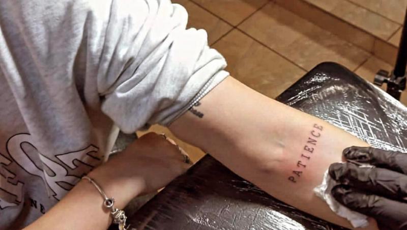 Mireasa sezon 5. Sabrina și-a făcut un tatuaj după despărțirea de Perneș. Ce a scris pe piele