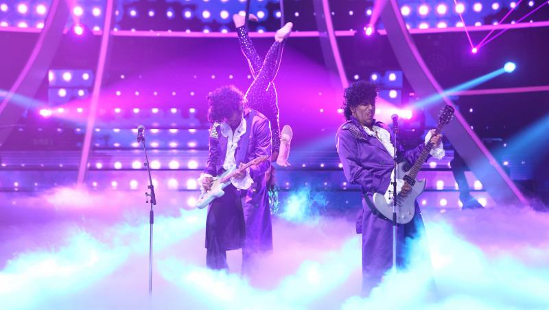 Te cunosc de undeva! 10 decembrie 2022. Connect-r și Shift au fost Prince și au cântat celebra piesă „Purple Rain”. Cum a ieșit