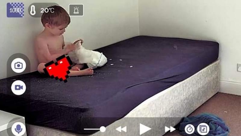 Femeia a dezvăluit ce a surprins pe camerele de filmat montate în camera fiului său