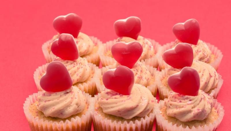 Superstiții de Valentine's Day 2022. Ce e bine să faci de Ziua Îndrăgostiilor pentru a-ți atrage iubirea și norocul