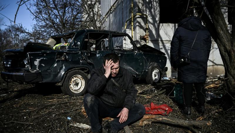 Imagini tulburătoare surprinse în Ucraina, la câteva ore după ce a început războiul cu Rusia. Oamenii se grăbesc să plece din țară